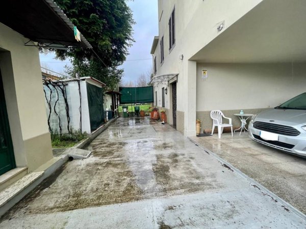 casa indipendente in vendita a Capannori in zona Santa Margherita
