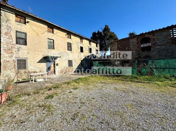 casa indipendente in vendita a Capannori in zona San Gennaro