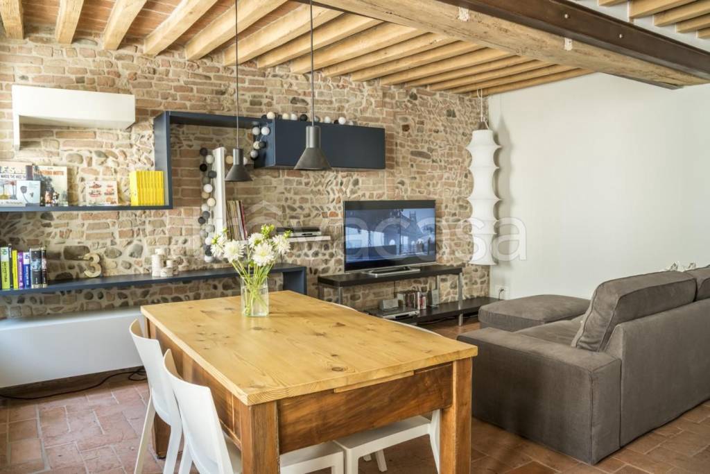 casa indipendente in vendita a Capannori in zona Lunata