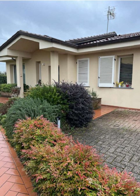 casa indipendente in vendita a Capannori