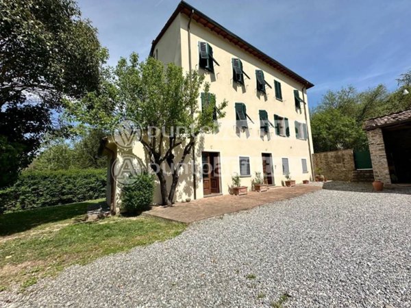 casa indipendente in vendita a Capannori in zona Castelvecchio di Compito