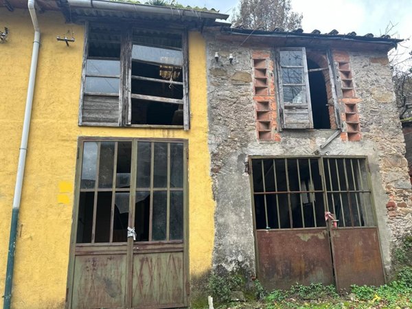 casa indipendente in vendita a Capannori in zona Guamo