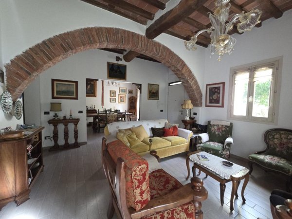 appartamento in vendita a Capannori in zona Lunata