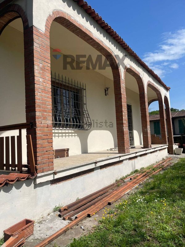 casa indipendente in vendita a Capannori in zona Guamo