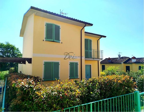 casa indipendente in vendita a Capannori