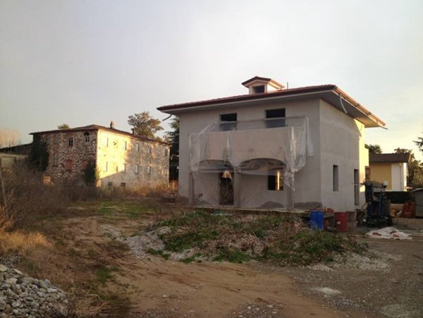 casa indipendente in vendita a Capannori