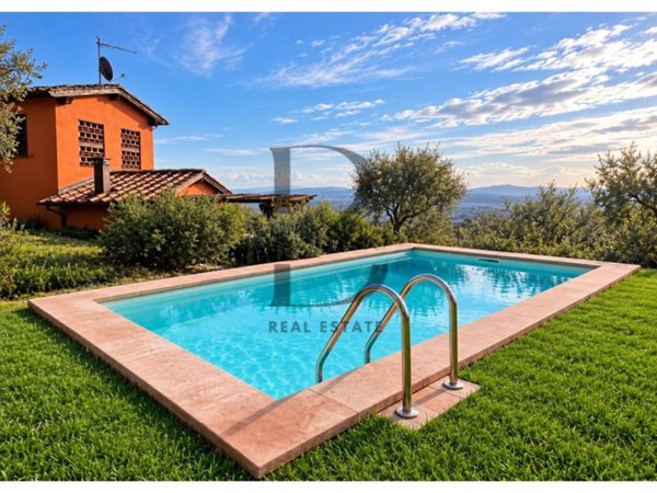 casa indipendente in vendita a Capannori in zona San Gennaro