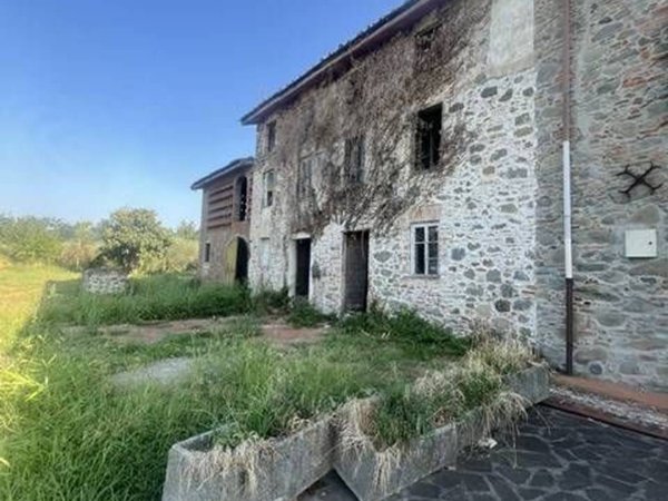 appartamento in vendita a Capannori in zona Marlia