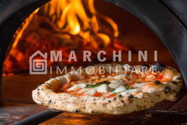 esercizio commerciale in vendita a Capannori in zona Marlia