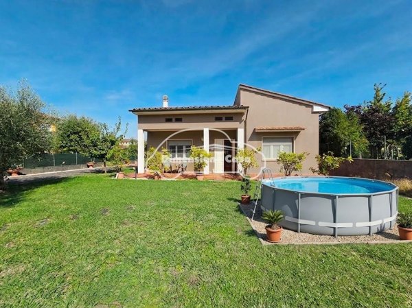 casa indipendente in vendita a Capannori in zona Lammari
