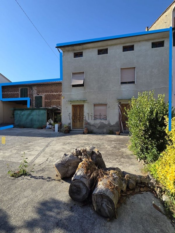 casa indipendente in vendita a Capannori