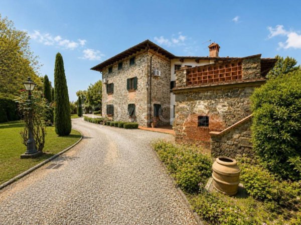 casa indipendente in vendita a Capannori