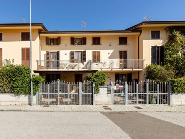 casa indipendente in vendita a Capannori in zona Santa Margherita
