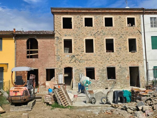 casa indipendente in vendita a Capannori