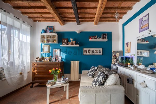 casa indipendente in vendita a Capannori in zona Marlia