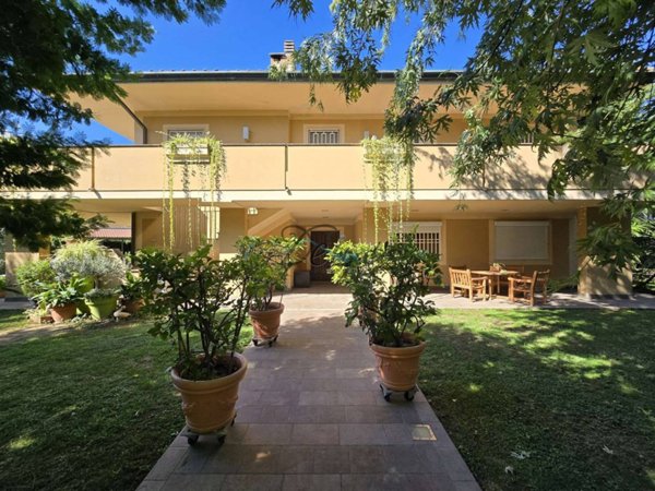 casa indipendente in vendita a Capannori