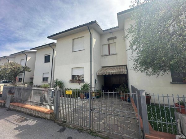 casa indipendente in vendita a Capannori