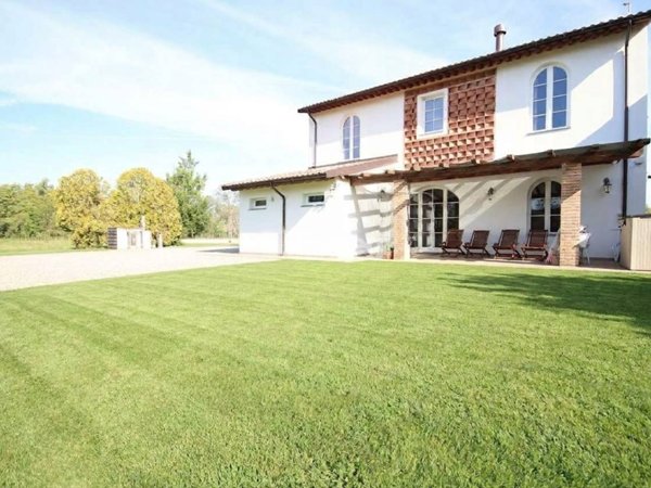 casa indipendente in vendita a Capannori in zona Guamo