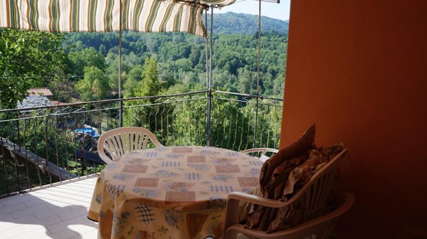 casa indipendente in vendita a Careggine
