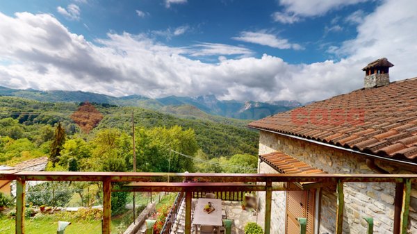casa indipendente in vendita a Careggine