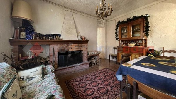 casa indipendente in vendita a Careggine