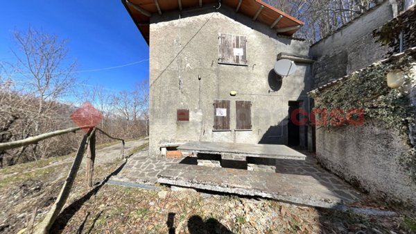 casa indipendente in vendita a Careggine