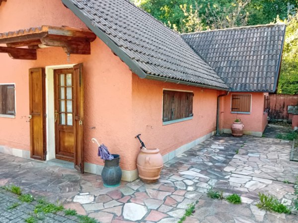 casa indipendente in vendita a Careggine