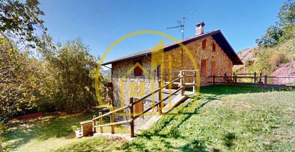 casa indipendente in vendita a Careggine