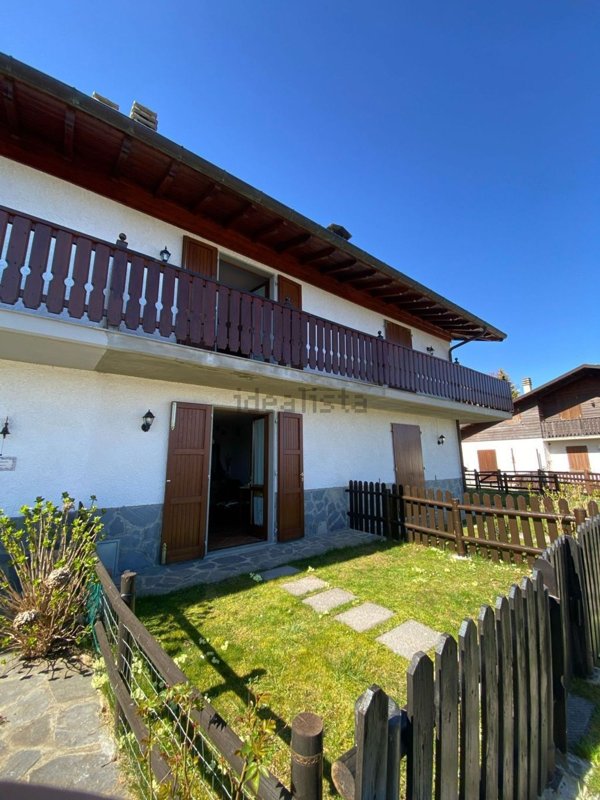 casa indipendente in vendita a Careggine in zona Vianova