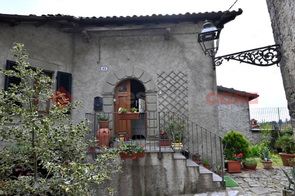 appartamento in vendita a Castelnuovo di Garfagnana in zona Gragnanella
