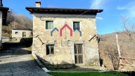 casa semindipendente in vendita a Castelnuovo di Garfagnana