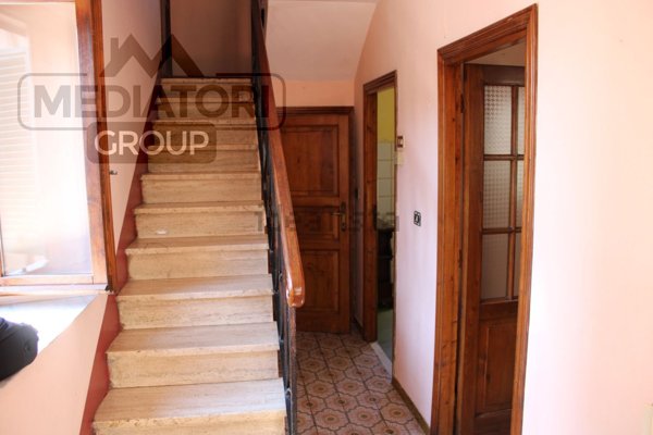 casa indipendente in vendita a Castelnuovo di Garfagnana in zona Cerretoli