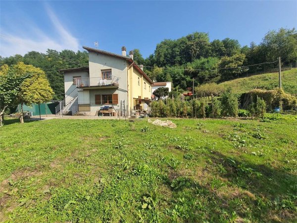 casa indipendente in vendita a Castelnuovo di Garfagnana