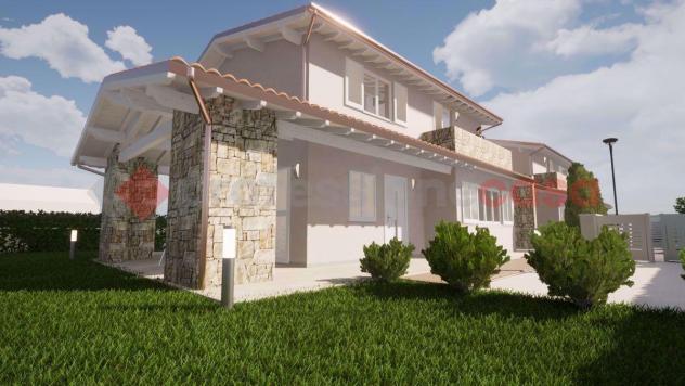 casa indipendente in vendita a Castelnuovo di Garfagnana