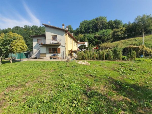 casa indipendente in vendita a Castelnuovo di Garfagnana