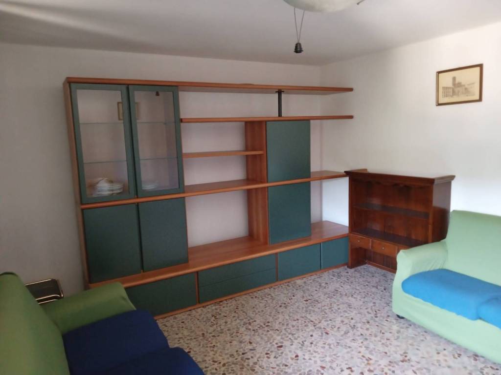 appartamento in vendita a Castelnuovo di Garfagnana in zona Monteperpoli
