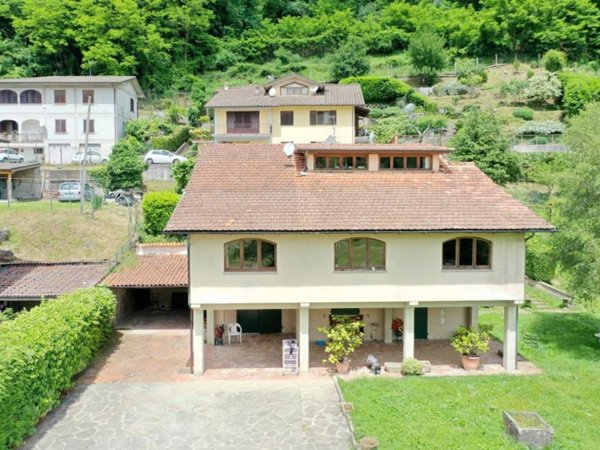 casa indipendente in vendita a Castelnuovo di Garfagnana