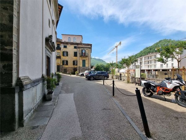 appartamento in vendita a Castelnuovo di Garfagnana in zona Monteperpoli