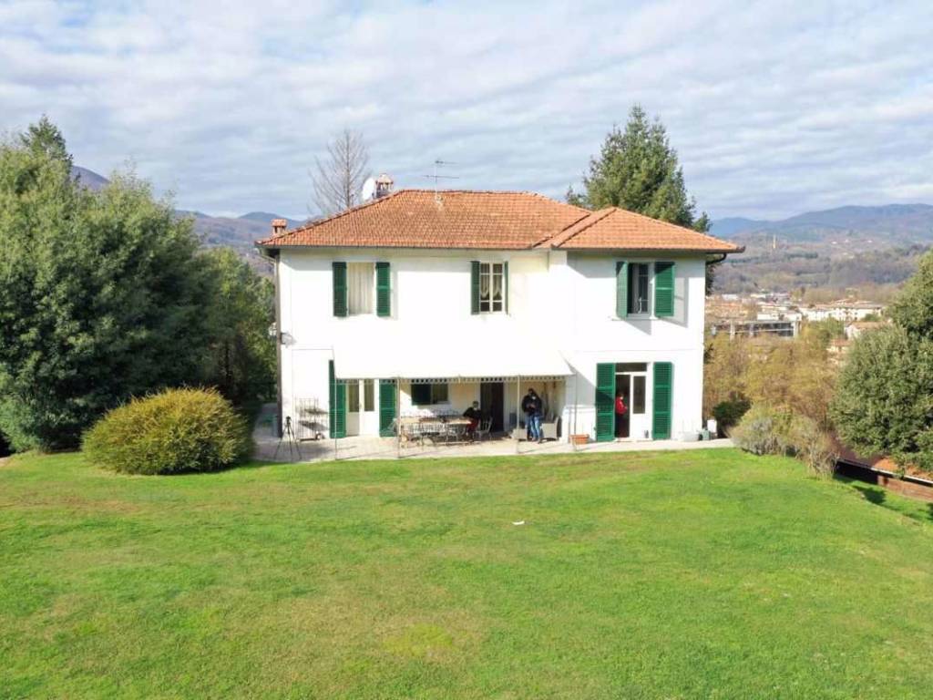 casa indipendente in vendita a Castelnuovo di Garfagnana