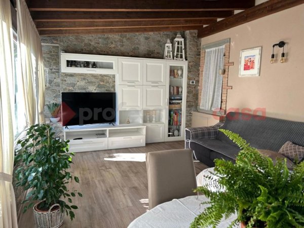 casa indipendente in vendita a Castelnuovo di Garfagnana