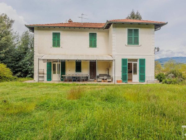 casa indipendente in vendita a Castelnuovo di Garfagnana