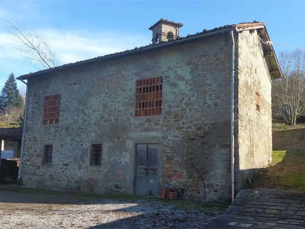 casa indipendente in vendita a Castelnuovo di Garfagnana