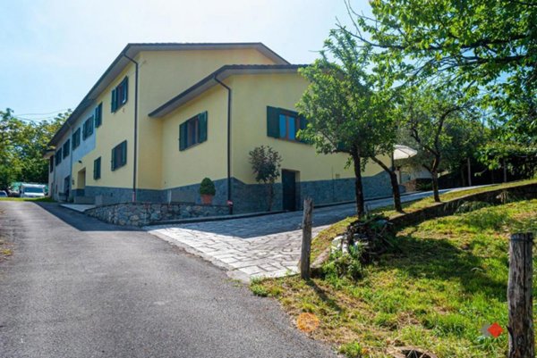 casa indipendente in vendita a Castelnuovo di Garfagnana