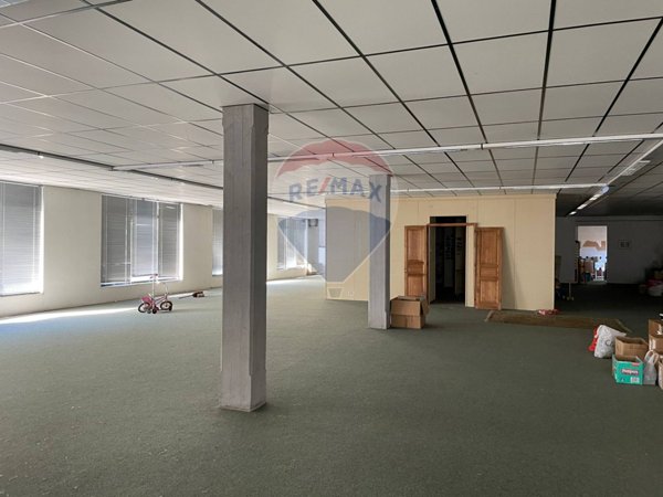 negozio in vendita a Castelnuovo di Garfagnana in zona Gragnanella