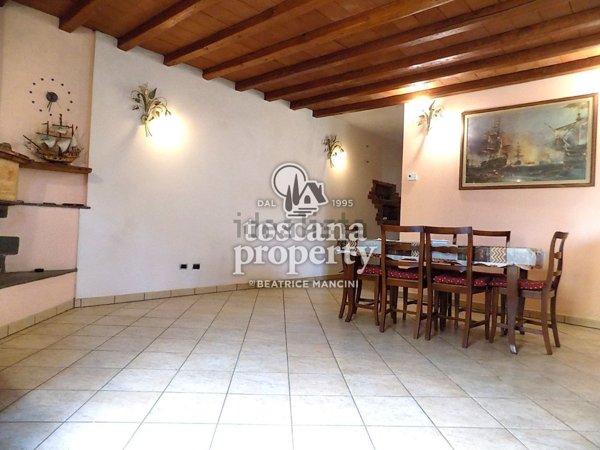 casa indipendente in vendita a Castelnuovo di Garfagnana