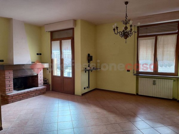 appartamento in vendita a Castelnuovo di Garfagnana in zona Monteperpoli