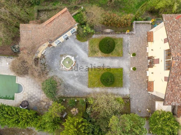 casa indipendente in vendita a Castelnuovo di Garfagnana in zona Monteperpoli