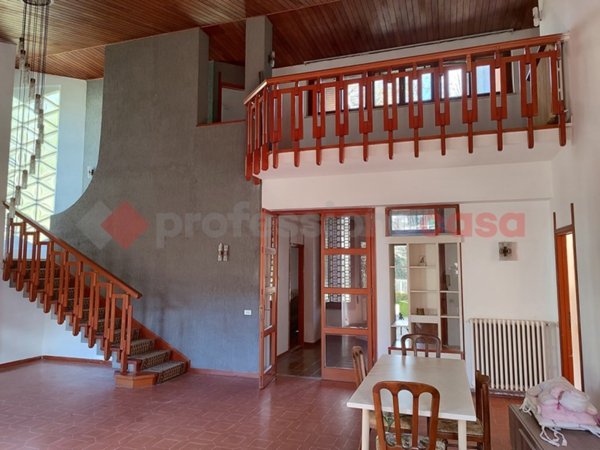 casa indipendente in vendita a Castelnuovo di Garfagnana