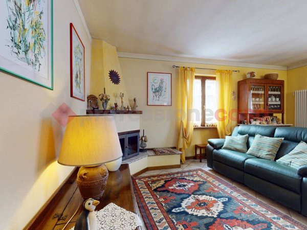 casa indipendente in vendita a Castelnuovo di Garfagnana