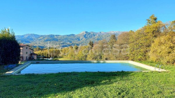 casa indipendente in vendita a Castelnuovo di Garfagnana